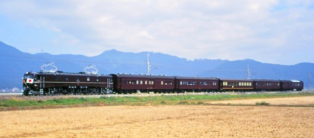 5861